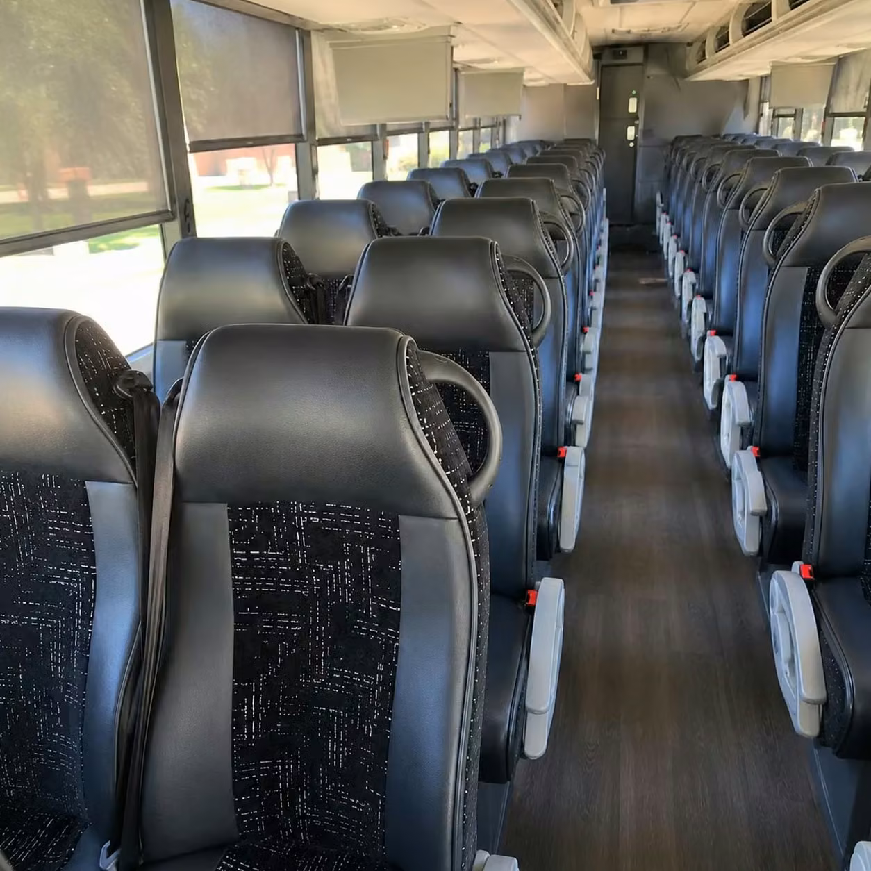 cedar falls charter bus prices