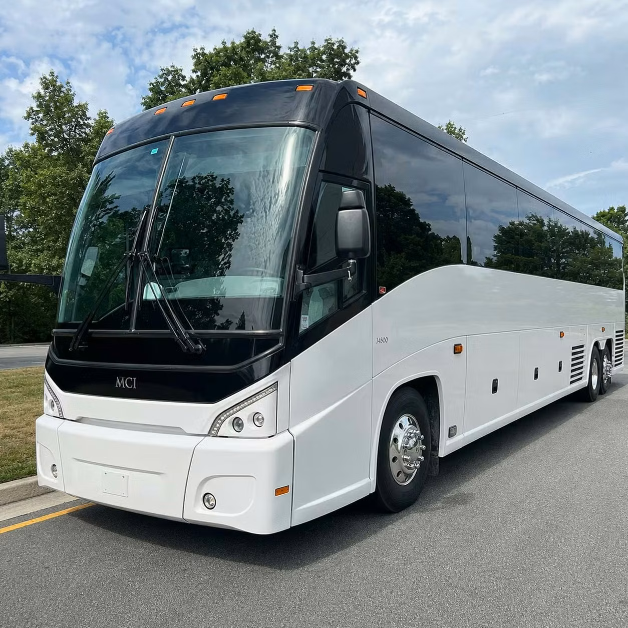 cedar falls rent a bus in cedar falls for concerts festivals and live shows