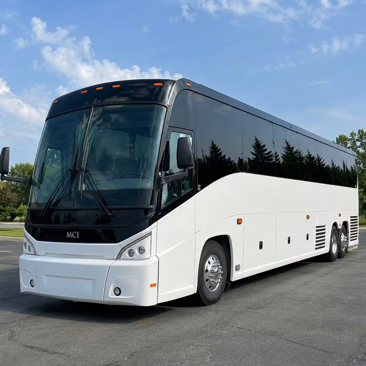 cedar falls shuttles for pre concert dinners and post show after parties